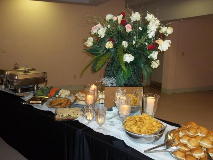 This lovely display is sure to impress all attending your corporate event.